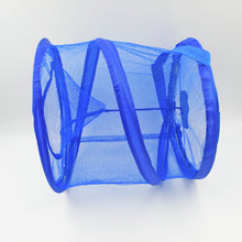 Mesh -up hamper for college dorm